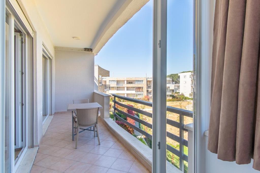 Ajten Apartments Durrës Exteriör bild