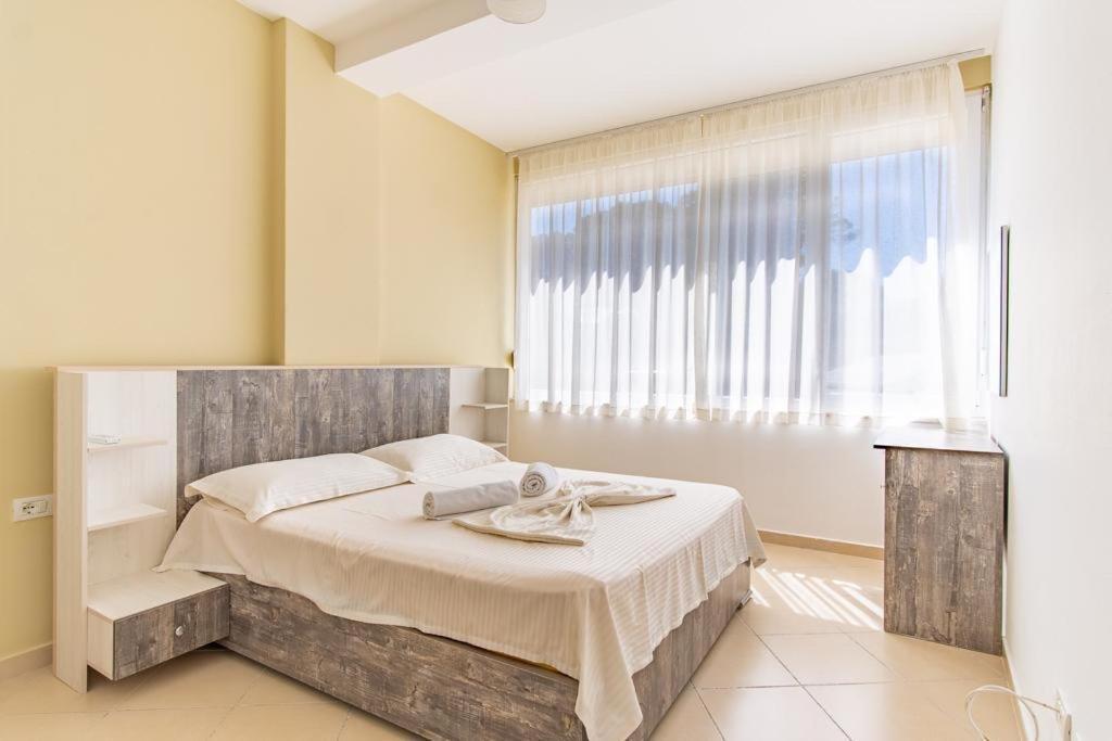 Ajten Apartments Durrës Exteriör bild